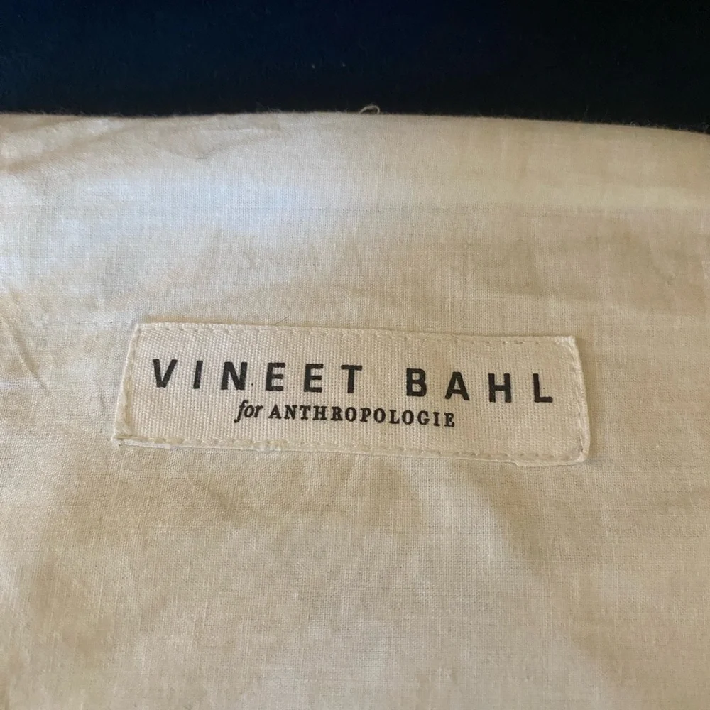 Vineet Bahl Anthropologie 26x26 Euro Sham Pillow Covers Floral Embroidered [1]